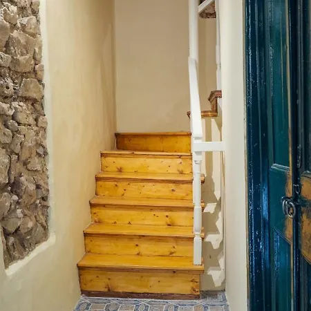 Apartment Corfu Old Town Apartment, Marina Nymfes *
